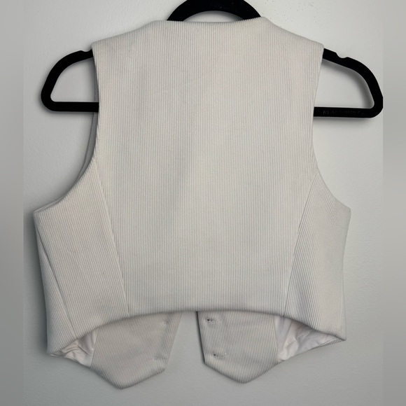 House of Harlow 1960, White Vest (new with tag) - Picture 3 of 7